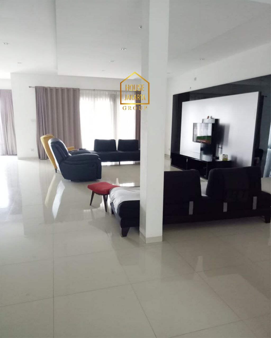 HS1796 Rumah 2 Lantai, Di Lebak Bulus Siap Huni Dalam Cluster, Dekat Tol