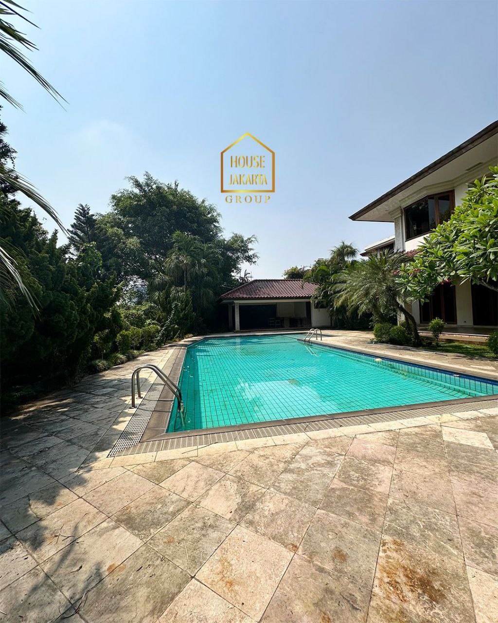 HS1802 Rumah 2 Lantai Di Pondok Indah, View Golf, Lokasi Elite Dekat PIM Dan MRT