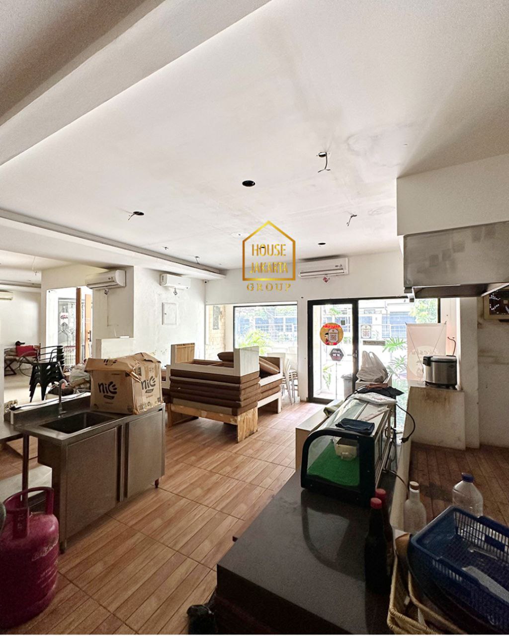 HS1806 Rumah Termurah Bisa Cafe, Resto, Daerah Bisnis Dekat SCBD. Kotak Jalan Lebar