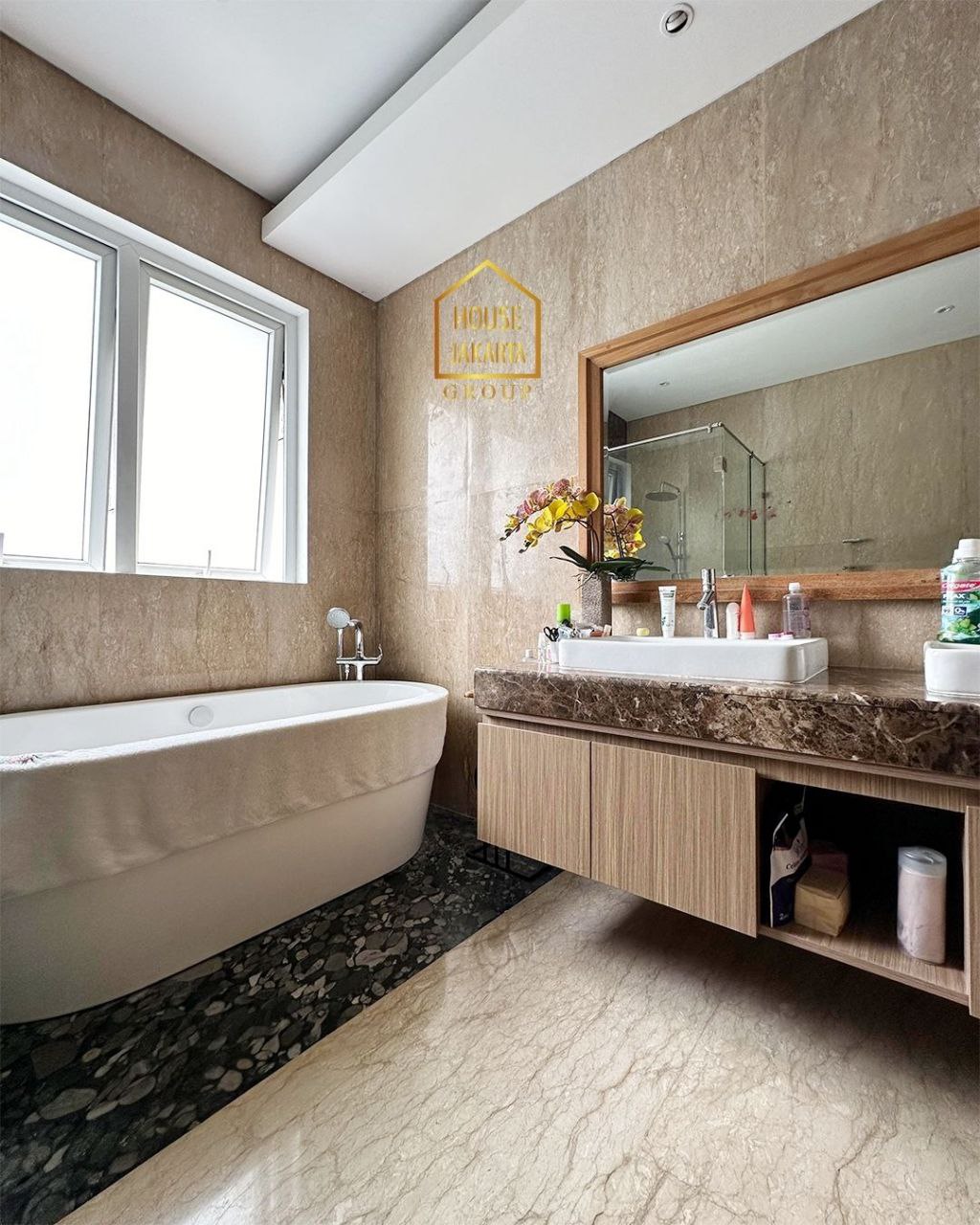 HS1810 Tebet Brand New Modern House Dekat Taman Eco Park & Tol Tebet