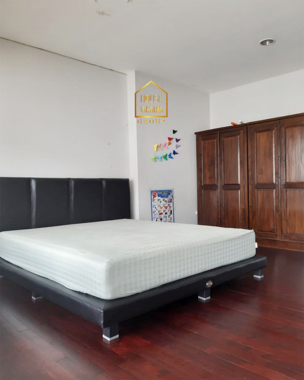 HS1816 Townhouse 2 Lantai Di Bangka - Kemang, One Gate System, Murah, Bebas Banjir. Dekat Menteng, Kuningan, Kebayoran Baru