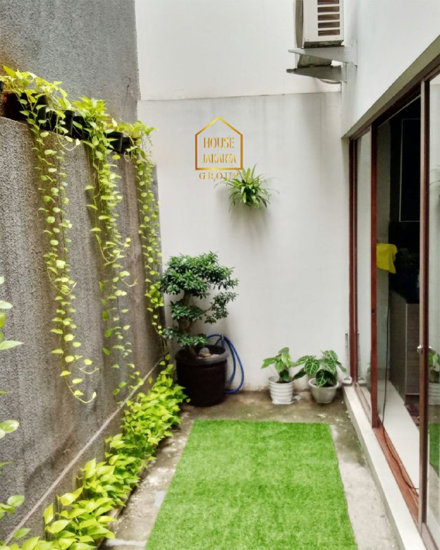 HS1816 Townhouse 2 Lantai Di Bangka - Kemang, One Gate System, Murah, Bebas Banjir. Dekat Menteng, Kuningan, Kebayoran Baru
