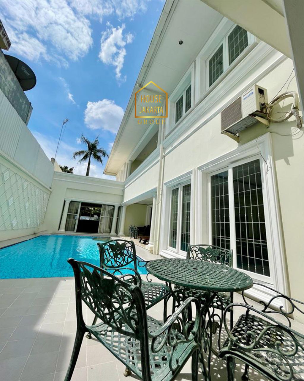 HS1822 Luxury House Pondok Indah With Spacious Garden & Pool. 2 Lantai Full Marmer Lokasi Elite