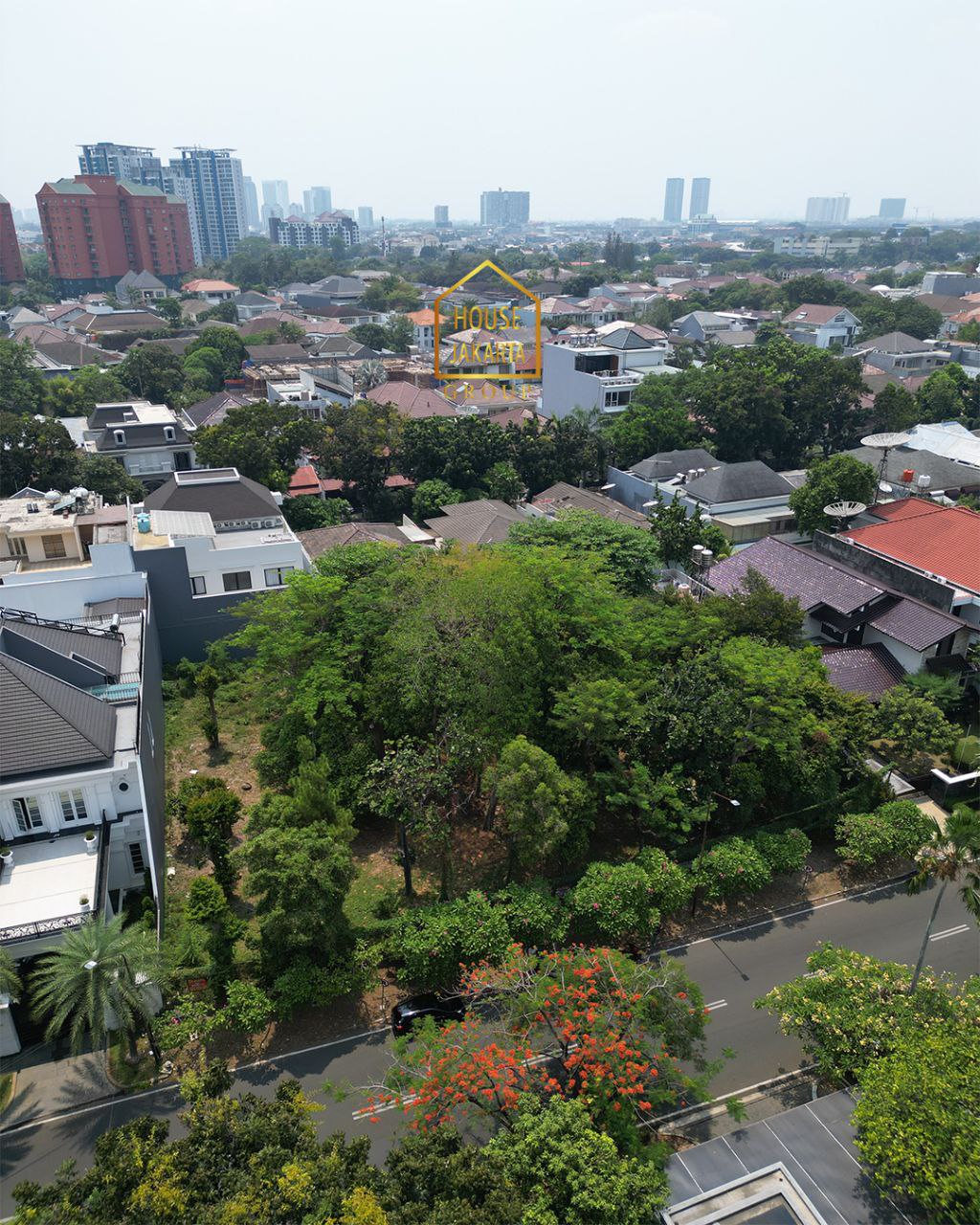 LS1835 Tanah Persegi Lokasi Elite Pondok Indah. Lokasi Strategis Jarang Ada. Dekat PIM & Simatupang
