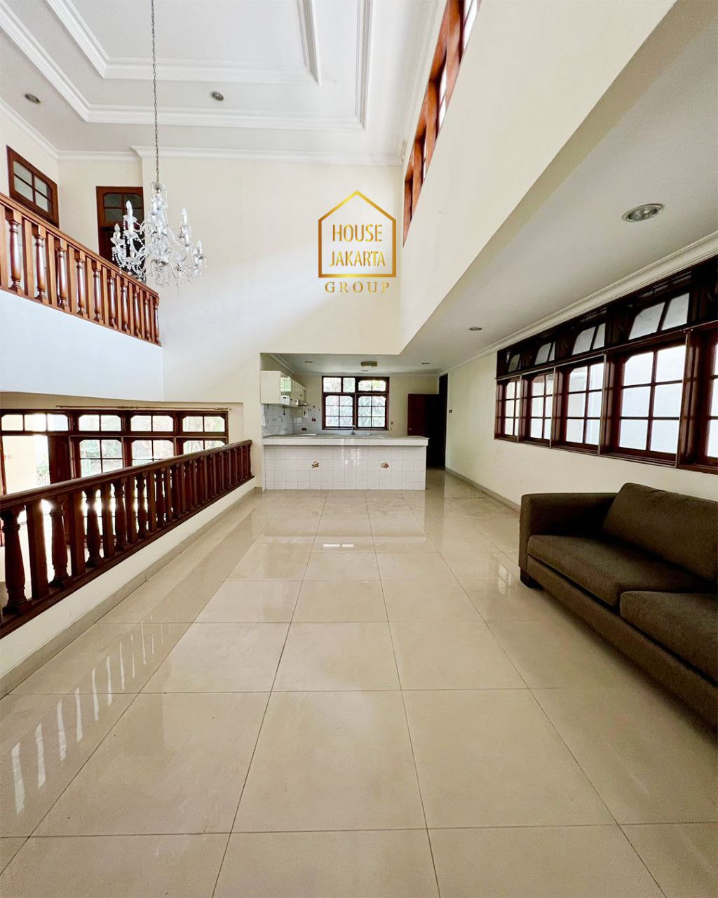 HS1847 Rumah Murah 2 Lantai Jalan Lebar Di Pondok Indah Siap Huni. Prime Location Dekat PIM 