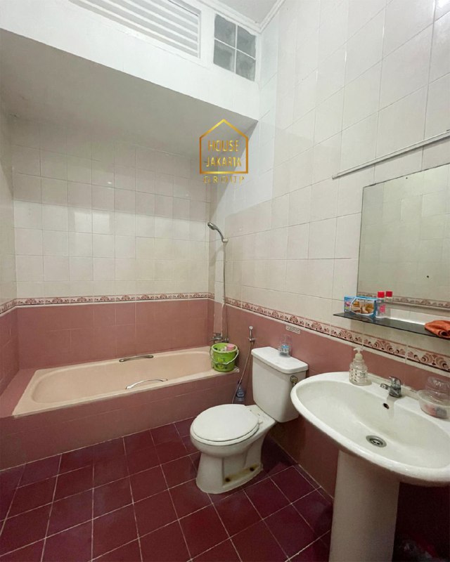 HS1849 Rumah Kost 2 Lantai Di Senopati - Kebayoran Baru. 13 Kamar. Area Elite Dekat SCBD Jalan Lebar