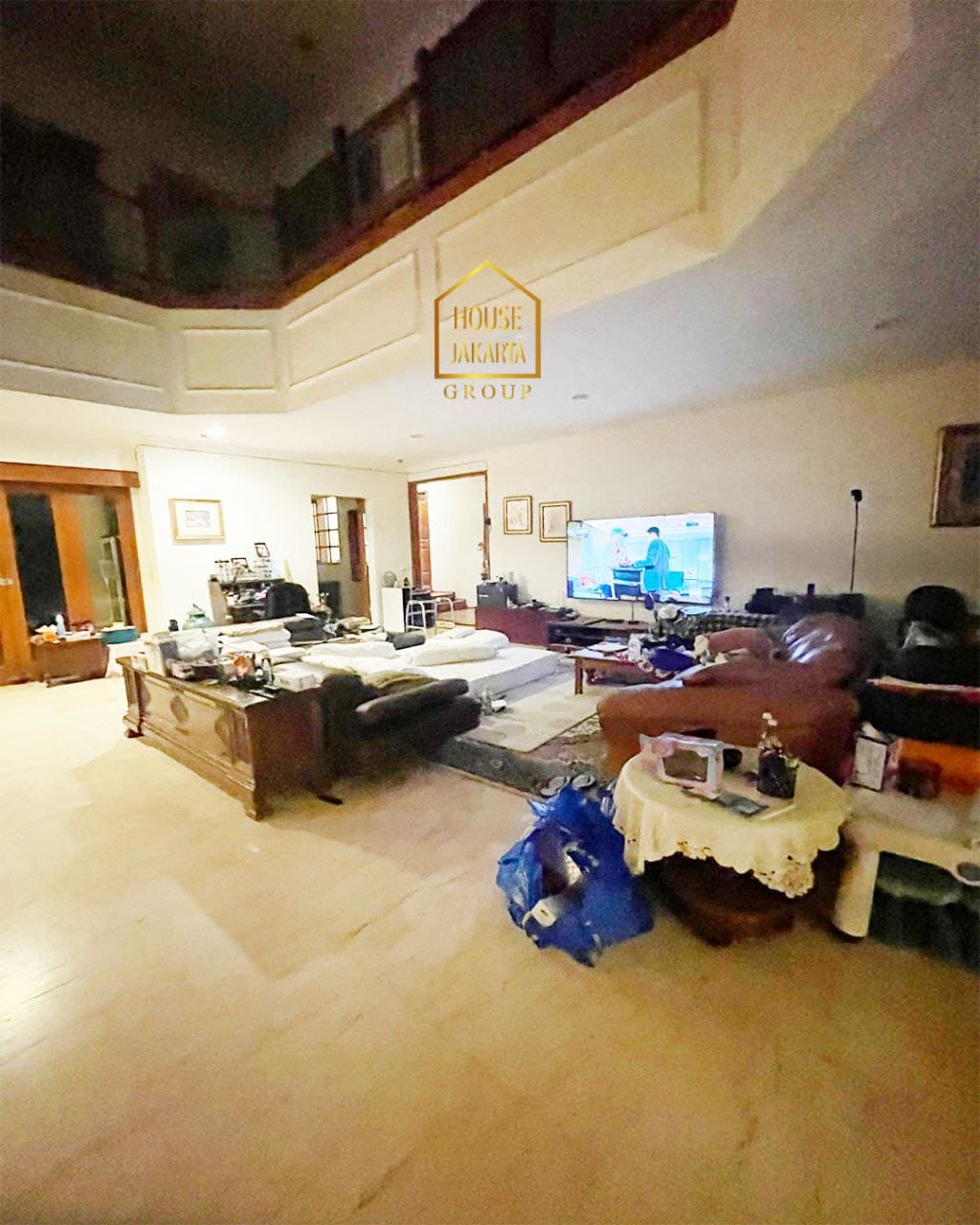 HS1850  Rumah Elite 2 Lantai Dalam Komplek Pondok Indah, Lingkungan Tenang dan Prestige, Dekat PIM