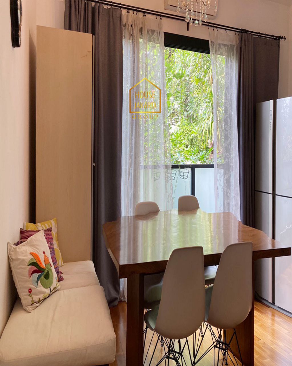 HR1866  Rumah Siap Huni 2,5 Lantai Cipete - Cilandak • Area Asri • Ada Taman & Pool •  Dekat Kemang