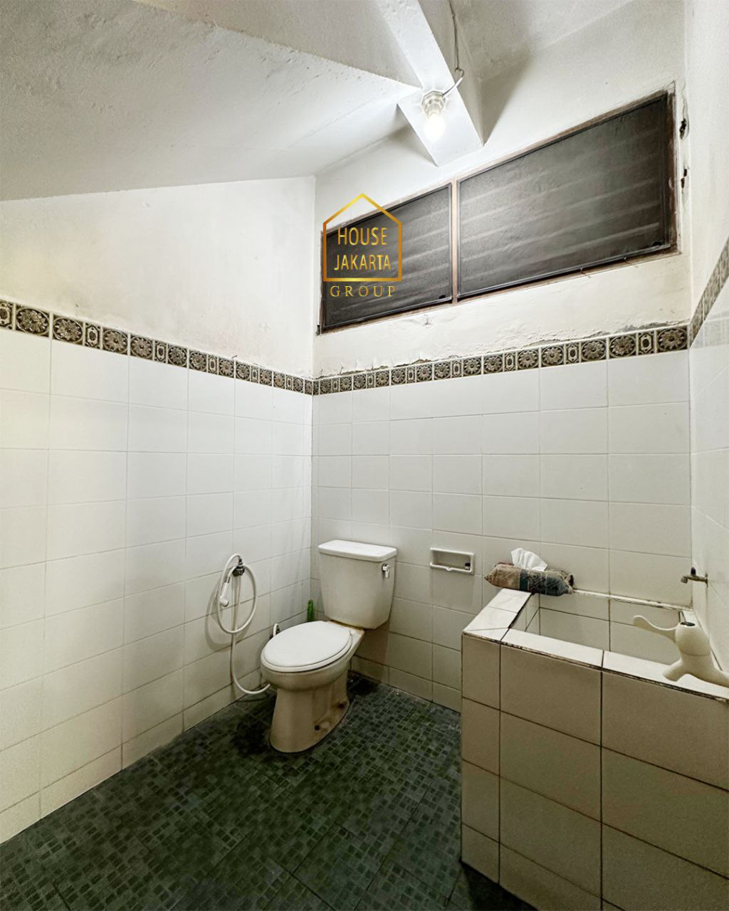 HS1879 Rumah Gandaria 2 Lantai, Taman Luas. Strategis,  Jarang Ada Dekat Pondok Indah