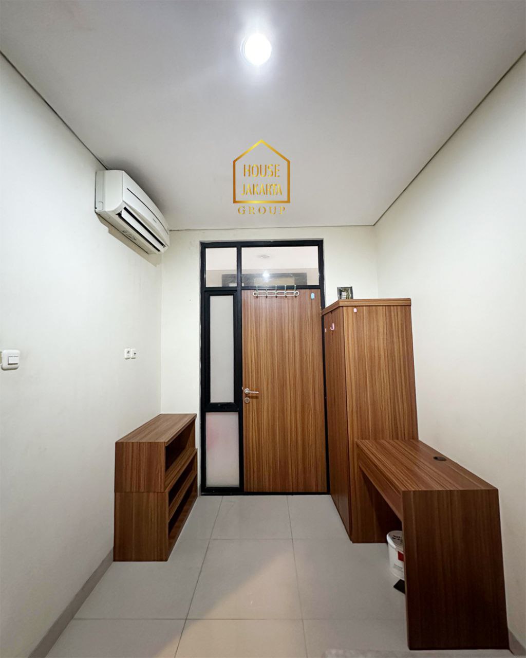 HS1880 Kost Eksklusif 35 Kamar Di Kemanggisan Jakarta Barat. Murah, Dekat Kampus Binus. Good Invest
