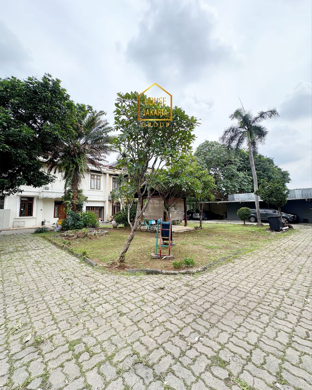 HS1883 Rumah Pondok Labu 4 Unit • One Gate System • Private • Strategis • Dekat Tol Andara & Simatupang