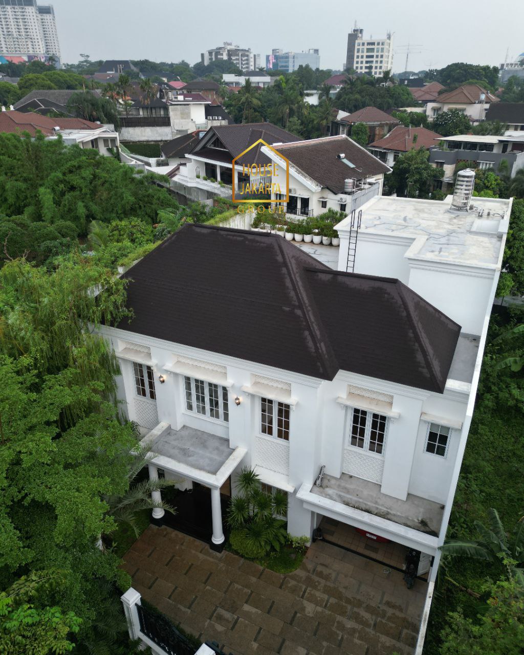 HS1886 Luxurious Modern Classic 2,5 Storey-House with A Swimming Pool & Garden •  • Premium & Elite • Near PIM, Simatupang Business District, & MRT Stations