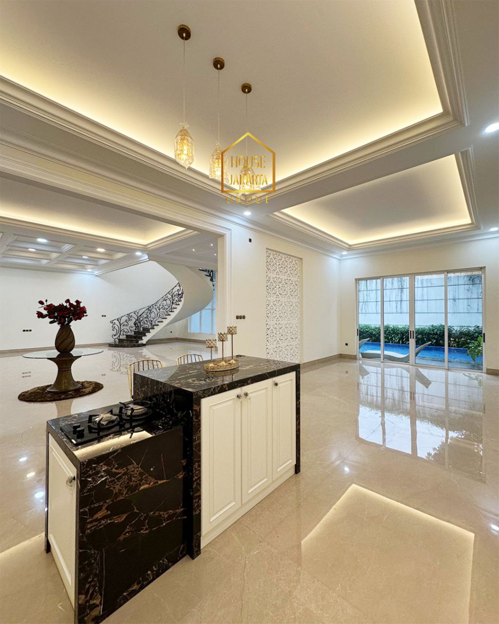 HS1886 Luxurious Modern Classic 2,5 Storey-House with A Swimming Pool & Garden •  • Premium & Elite • Near PIM, Simatupang Business District, & MRT Stations