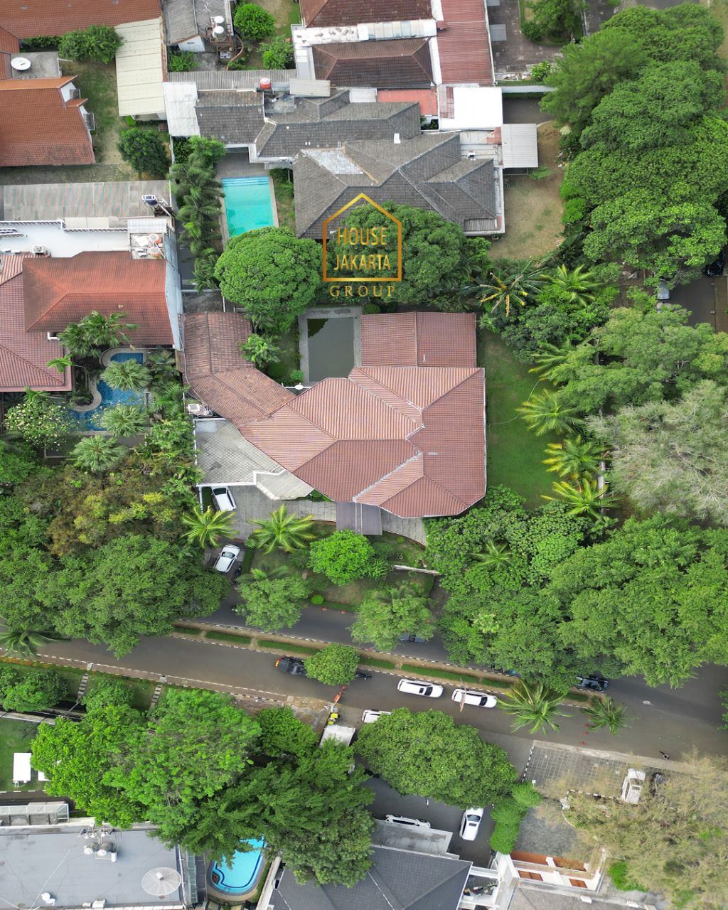 HS1888  Rumah Sultan Sriwijaya Area, Ada Pool & Taman Besar • Jarang Ada • Kavling Terbesar • Selangkah menuju SCBD