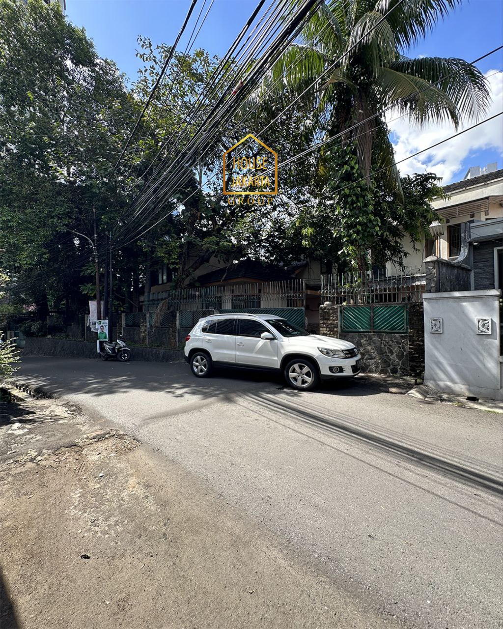 HS1898  Rumah Tua Hitung Tanah Setiabudi Kuningan Hampir NJOP • Good Invest • Dekat Sudirman