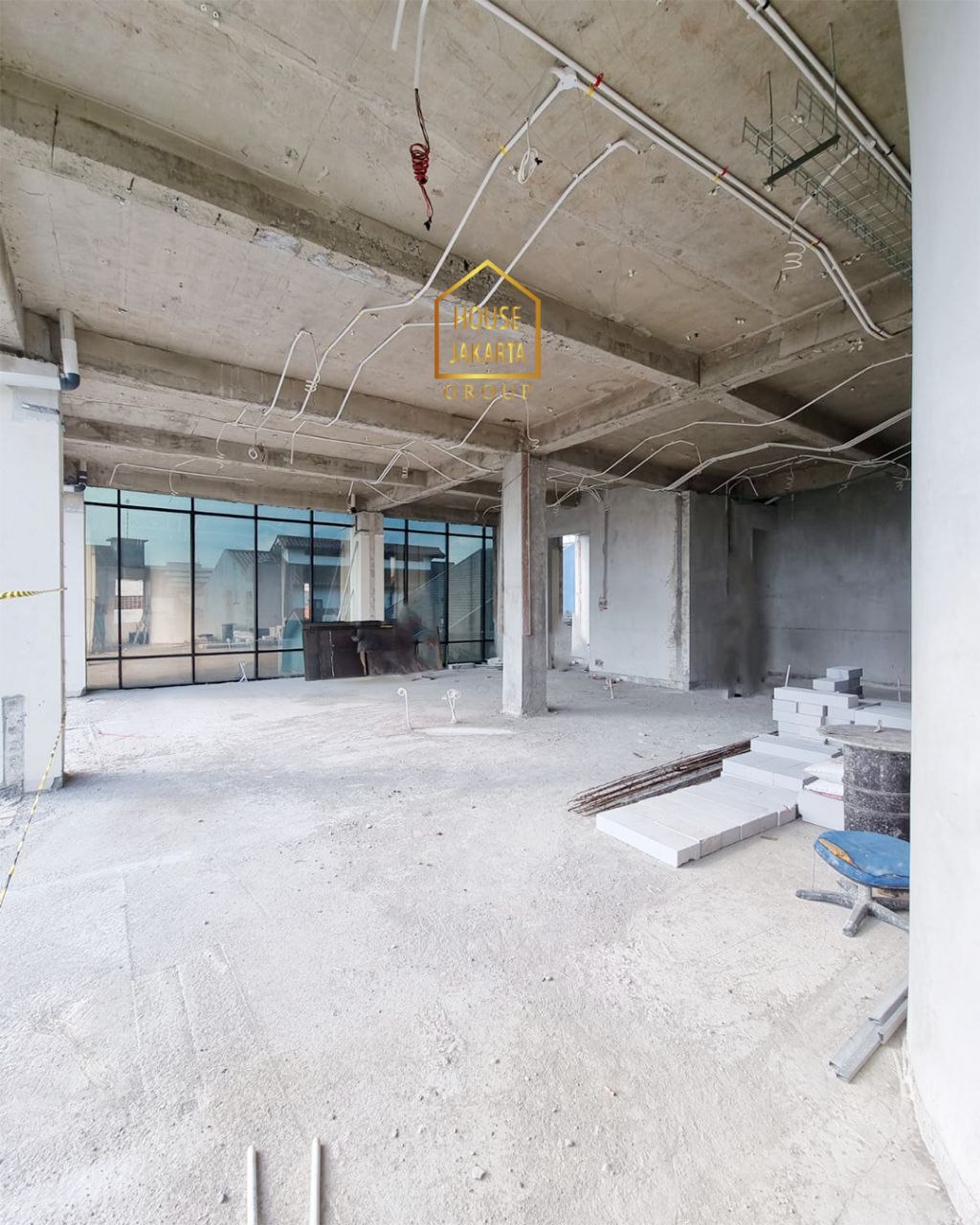 CS1914 Gedung Cilandak 2 Lantai Zonasi Komersial • Termurah • Dekat Tol TB Simatupang