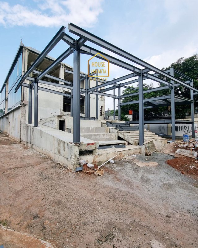 CS1914 Gedung Cilandak 2 Lantai Zonasi Komersial • Termurah • Dekat Tol TB Simatupang