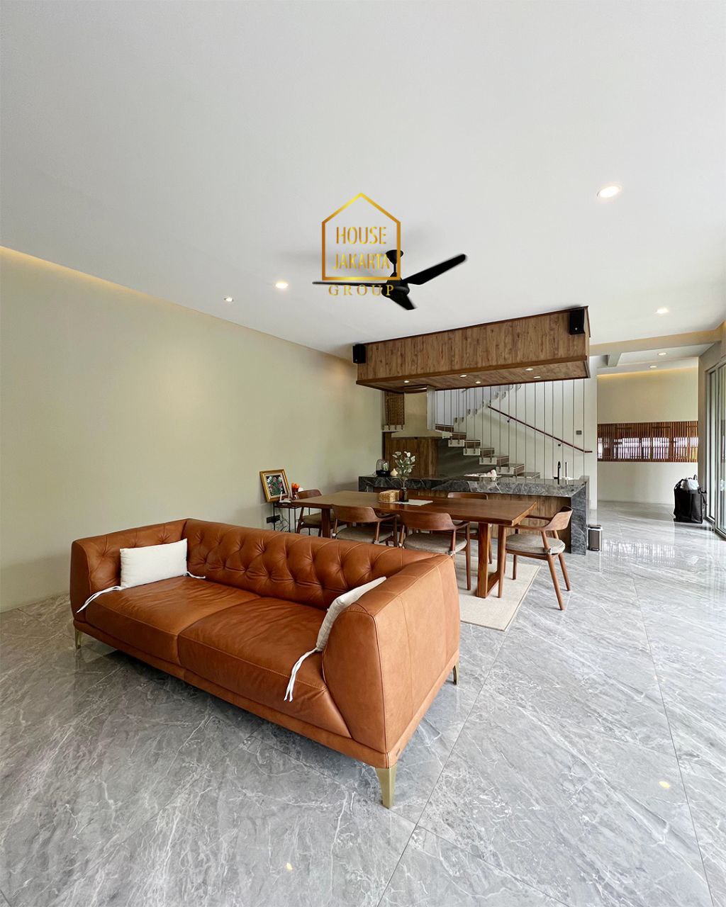 HS1925  Brand New Tropical Modern Veteran - Bintaro, 2 Lantai + Rooftop, Taman & Pool