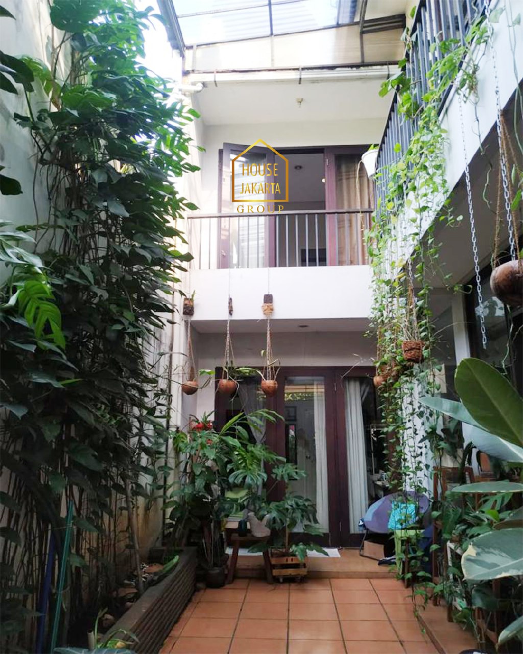 CS1941  Rumah Kost 2 Lantai Di Menteng, 12 KT, 12 KM • Lokasi Elite Dekat Thamrin • Murah, Good Invest