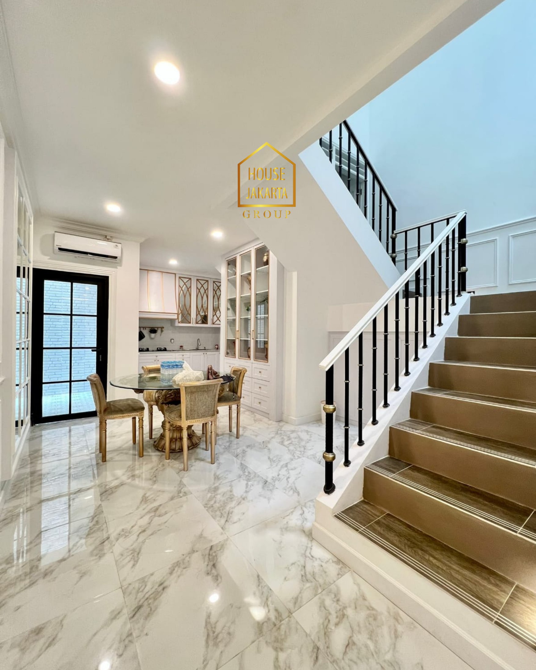 HS1953  Brand New Modern Classic House Pondok Indah Fully Furnished, Area Prime & Tenang