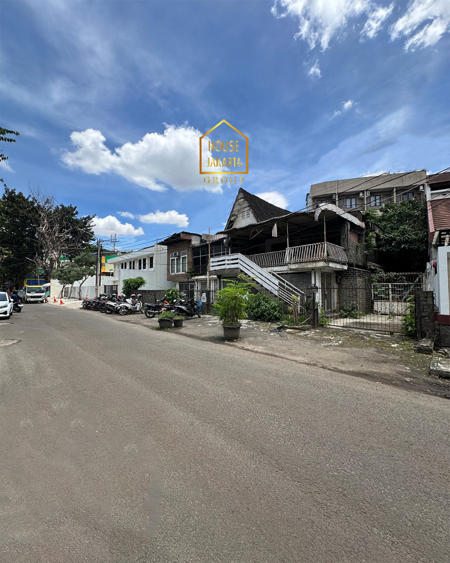 HS1956 Rumah Hitung Tanah Kebayoran Baru, Good Invest, Strategis Dekat Senayan & SCBD