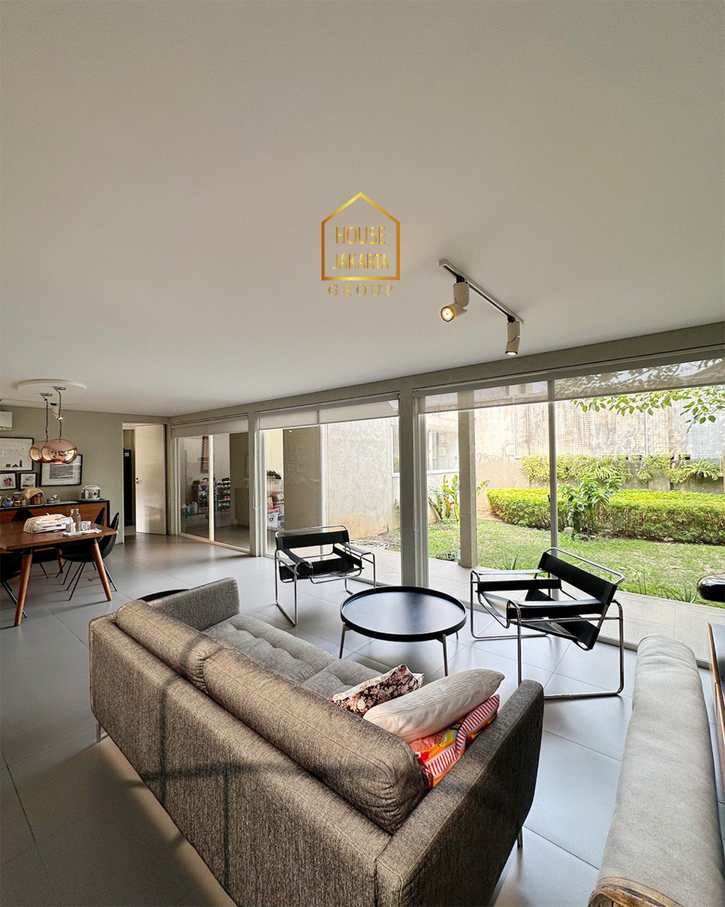 HS1961 Rumah PURI MUTIARA - CIPETE, Desain Modern Minimalis Dalam Komplek • Lokasi Strategis, Dekat  Kemang & TB Simatupang