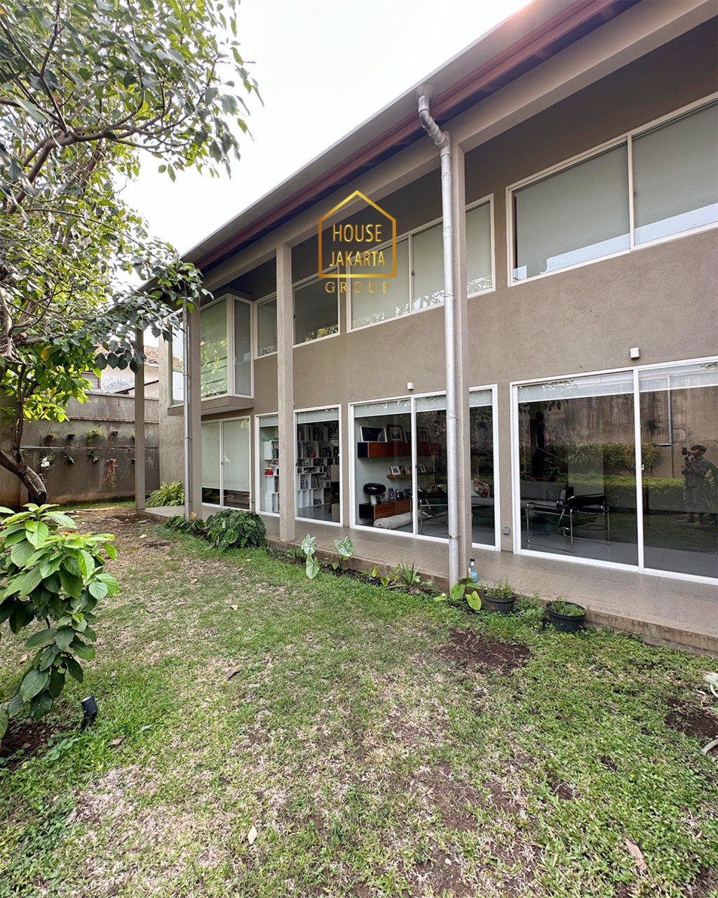 HS1961 Rumah PURI MUTIARA - CIPETE, Desain Modern Minimalis Dalam Komplek • Lokasi Strategis, Dekat  Kemang & TB Simatupang