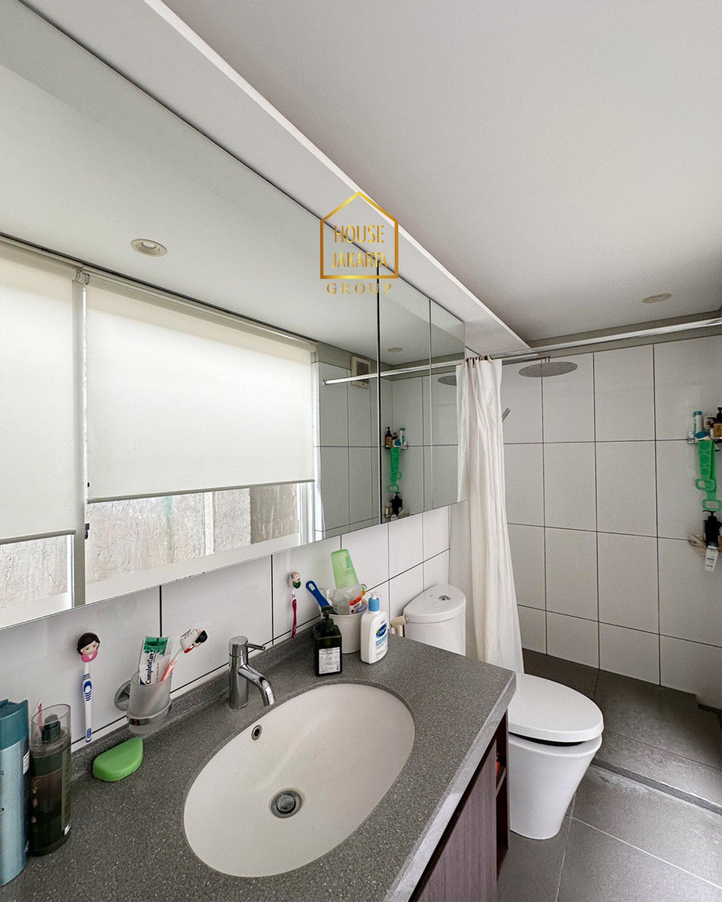 HS1961 Rumah PURI MUTIARA - CIPETE, Desain Modern Minimalis Dalam Komplek • Lokasi Strategis, Dekat  Kemang & TB Simatupang