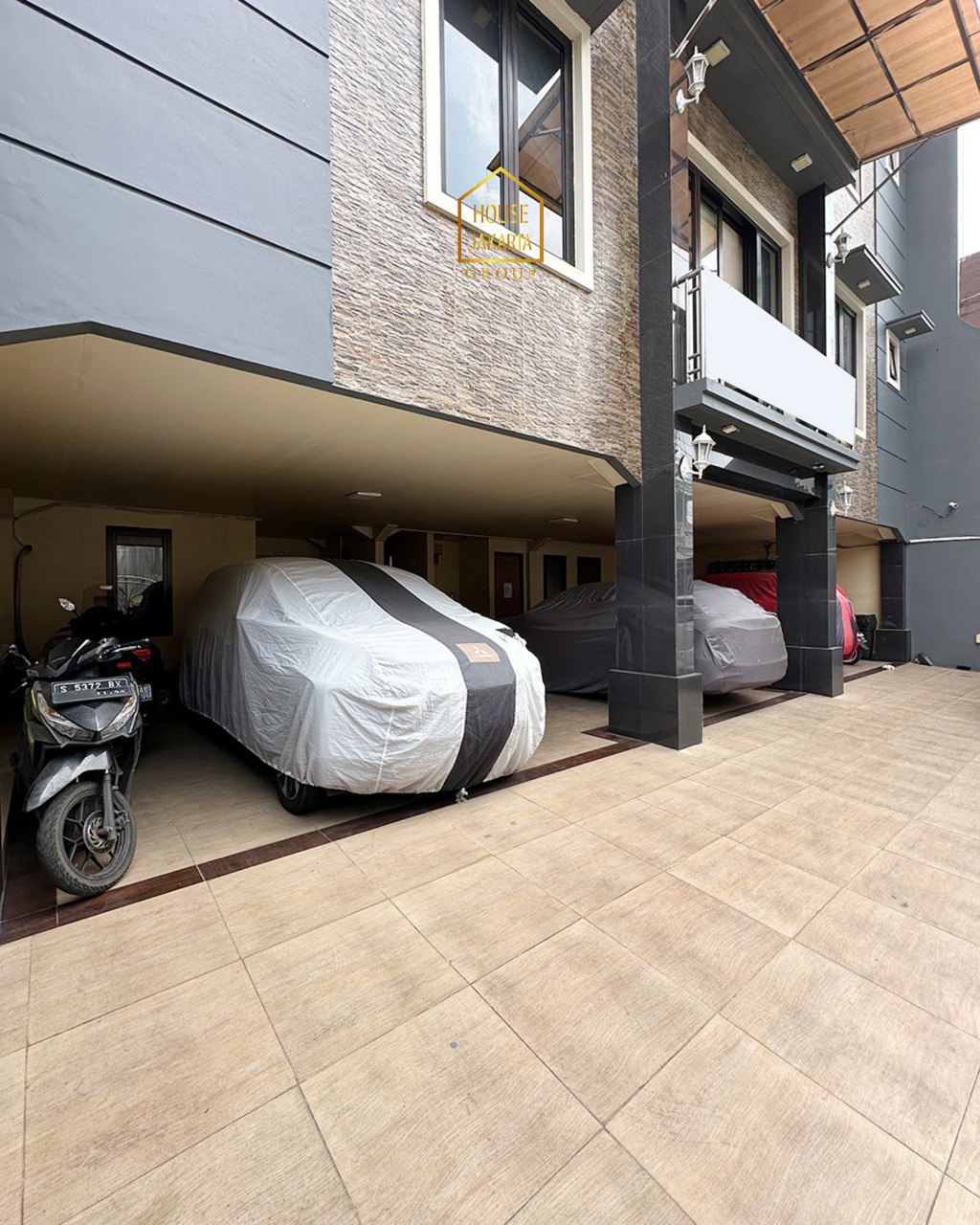 CS1969 Rumah Kost KEBAYORAN BARU Dijual. Ada 16 Kamar Terisi Full. Lokasi Strategis Area Perkantoran dan Pusat Bisnis