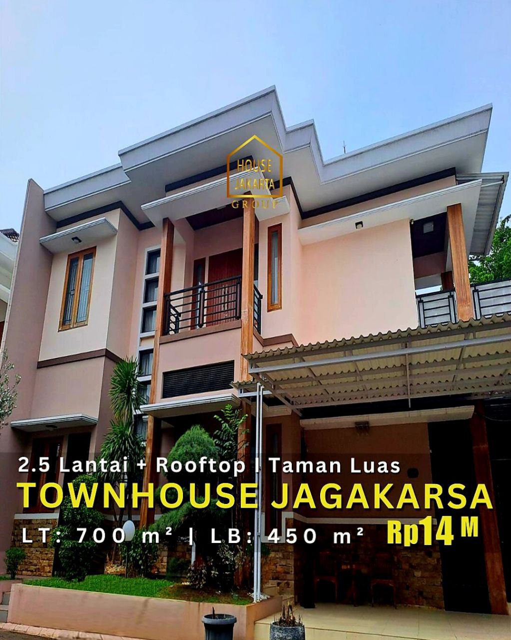 HS1970 FOR SALE: TOWNHOUSE 2,5 Lantai Siap Huni + Rooftop di Area  JAGAKARSA. Taman Belakang Luas, Carport 4  Mobil
