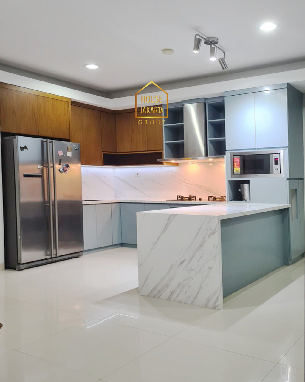 HS1979 FOR SALE: FATMAWATI. Townhouse Murah 2 Lantai Siap Huni , Lingkungan Tenang dan Asri. Lokasi Startegis  Dekat One Belpark Mall