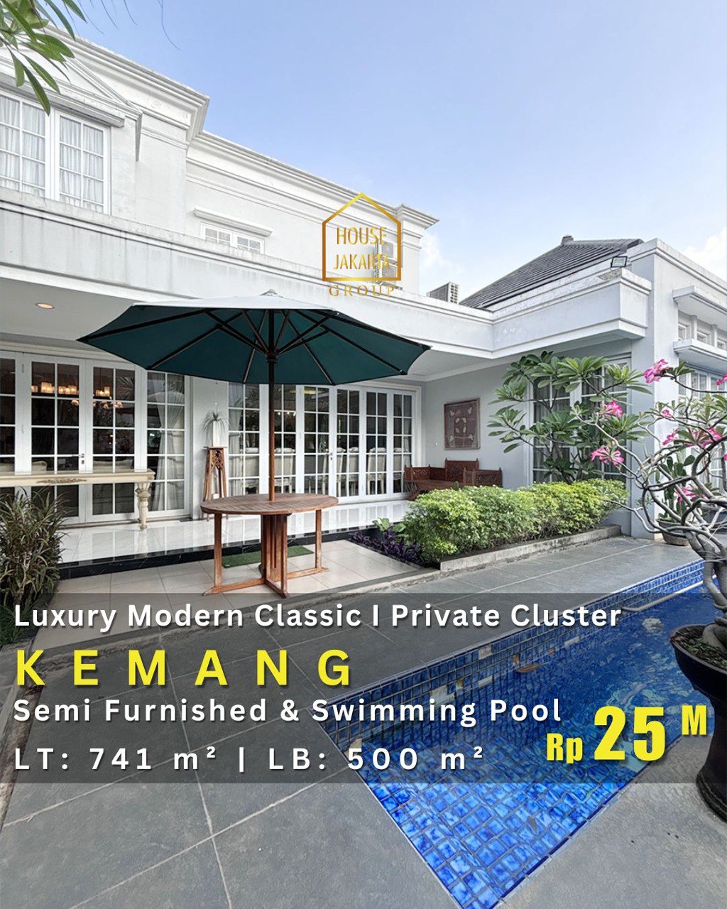HS1985  FOR SALE: Rumah KEMANG Luxury Modern Classic House, Semi Furnished di Dalam Private Cluster. Ada Swimming Pool dan Taman yang Luas