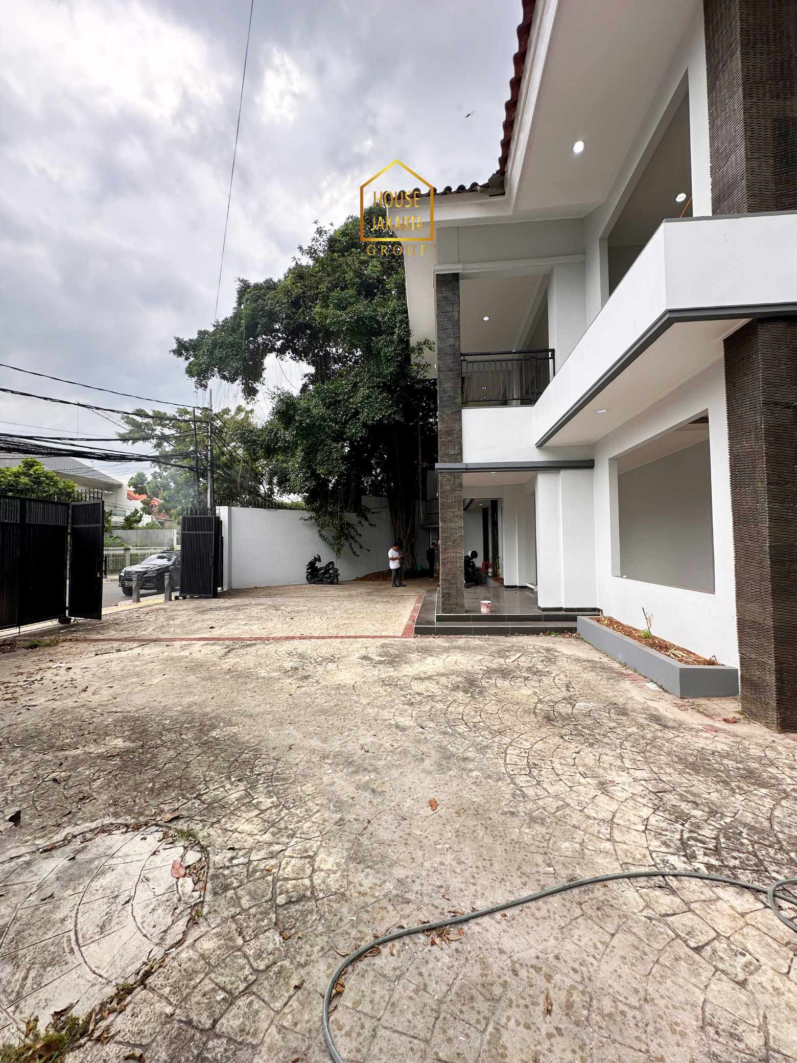 HS2004 FOR SALE: Rumah Tinggal & Commercial Use di Jalan Besar Hos Cokroaminoto