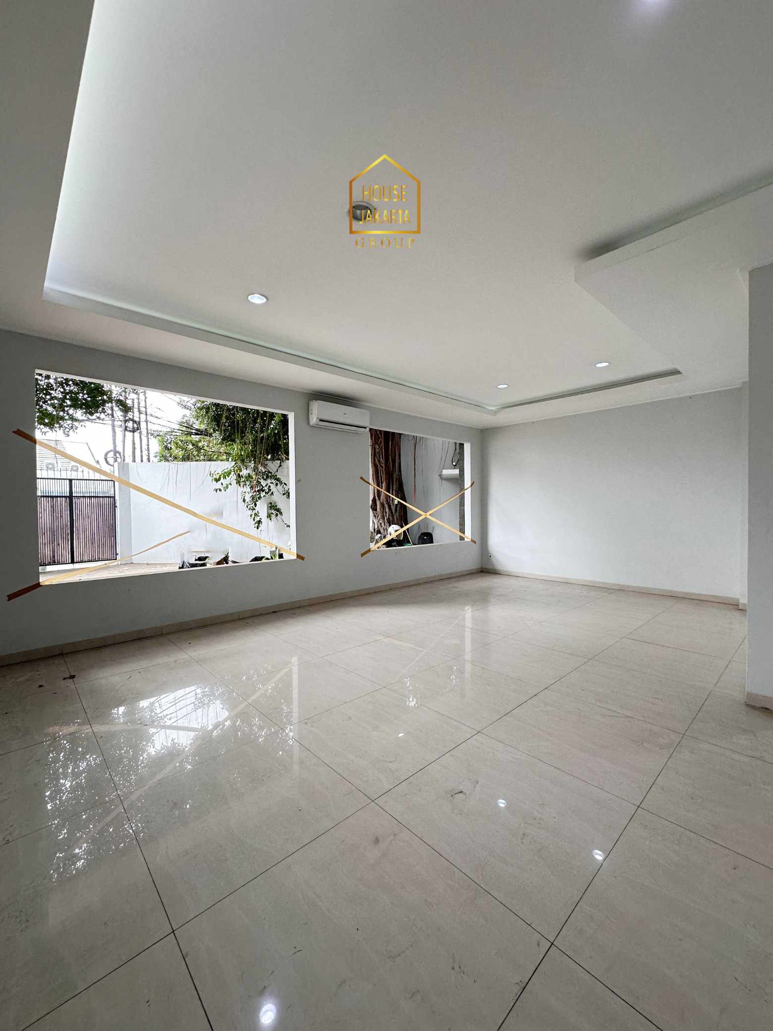 HS2004 FOR SALE: Rumah Tinggal & Commercial Use di Jalan Besar Hos Cokroaminoto