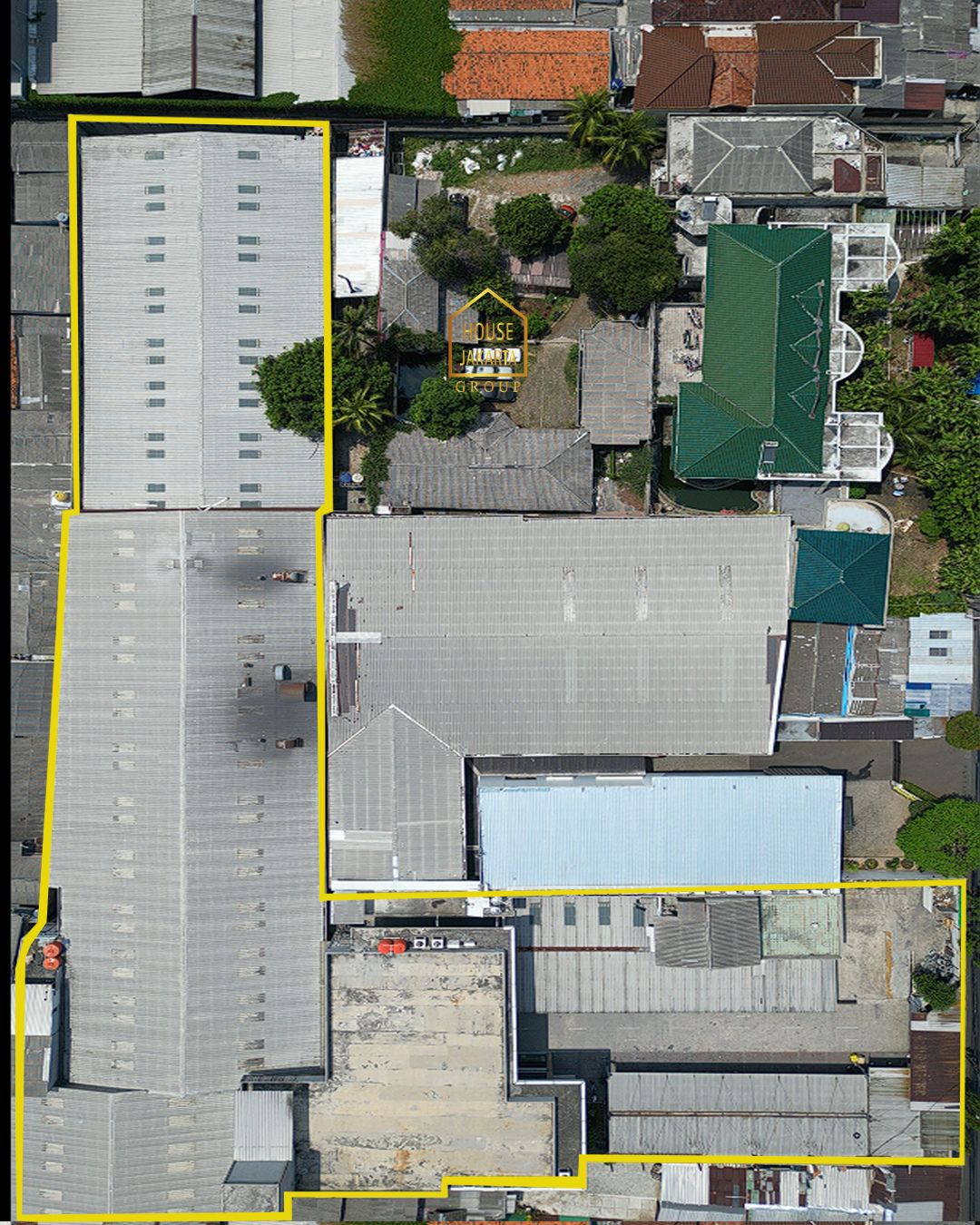 CS2005 FOR SALE: JALAN PANJANG - KEBAYORAN LAMA, DEKAT PERMATA HIJAU. KOMERSIAL GEDUNG 2 LANTAI SIAP PAKAI PLUS TANAH TERLUAS, JARANG ADA. BISA UNTUK WAREHOUSE, GUDANG, SEKOLAH, CLUSTER, TOWNHOUSE