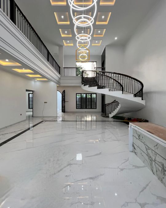 HS2006 FOR SALE: PONDOK INDAH. LUXURY BRAND NEW RUMAH 2,5 LANTAI, SWIMMING POOL 