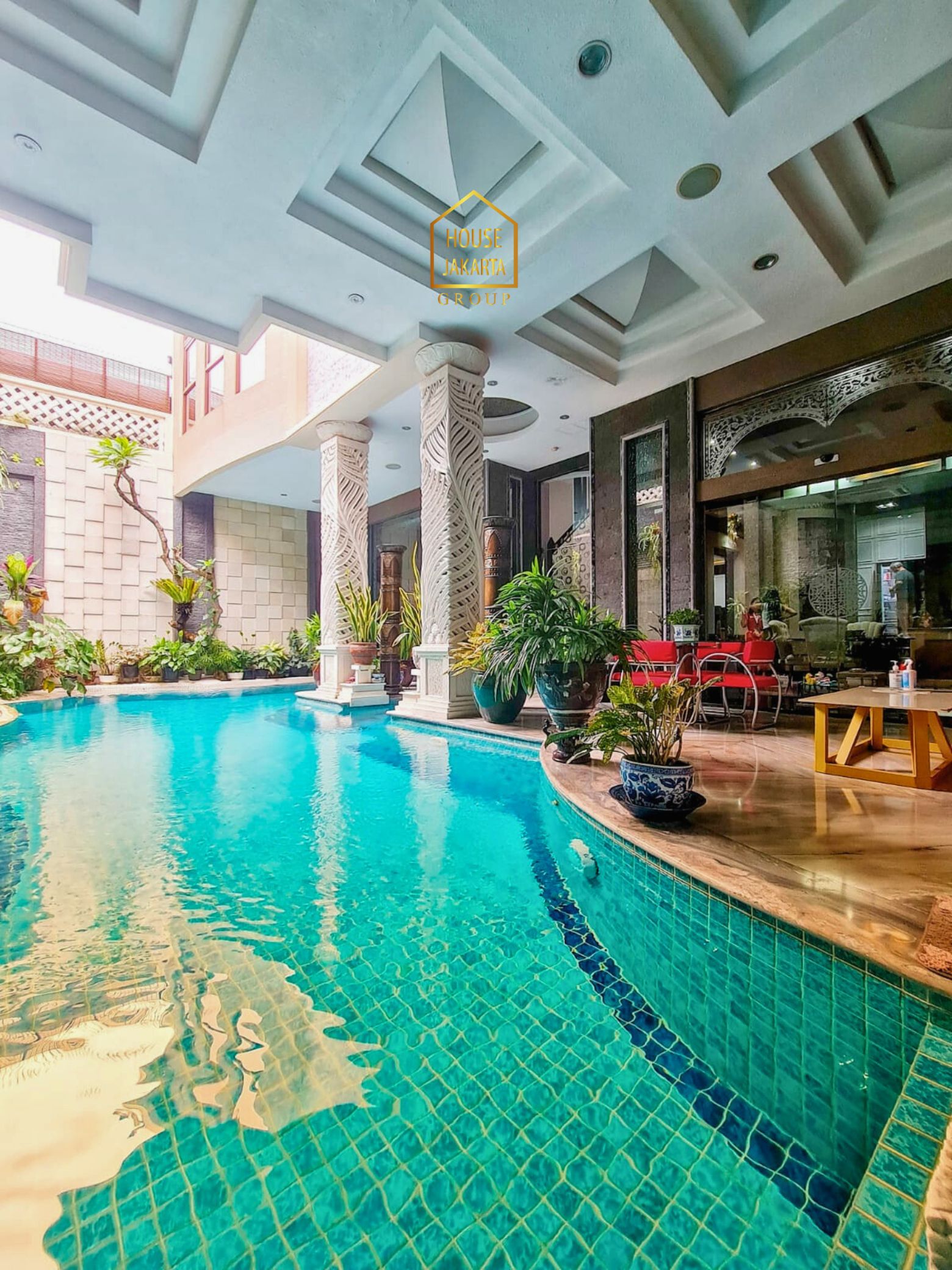 HS2011  FOR SALE: PONDOK INDAH. NEWLY RENOVATED HOUSE, TROPICAL  GARDEN, SWIMMING POOL, BASEMENT