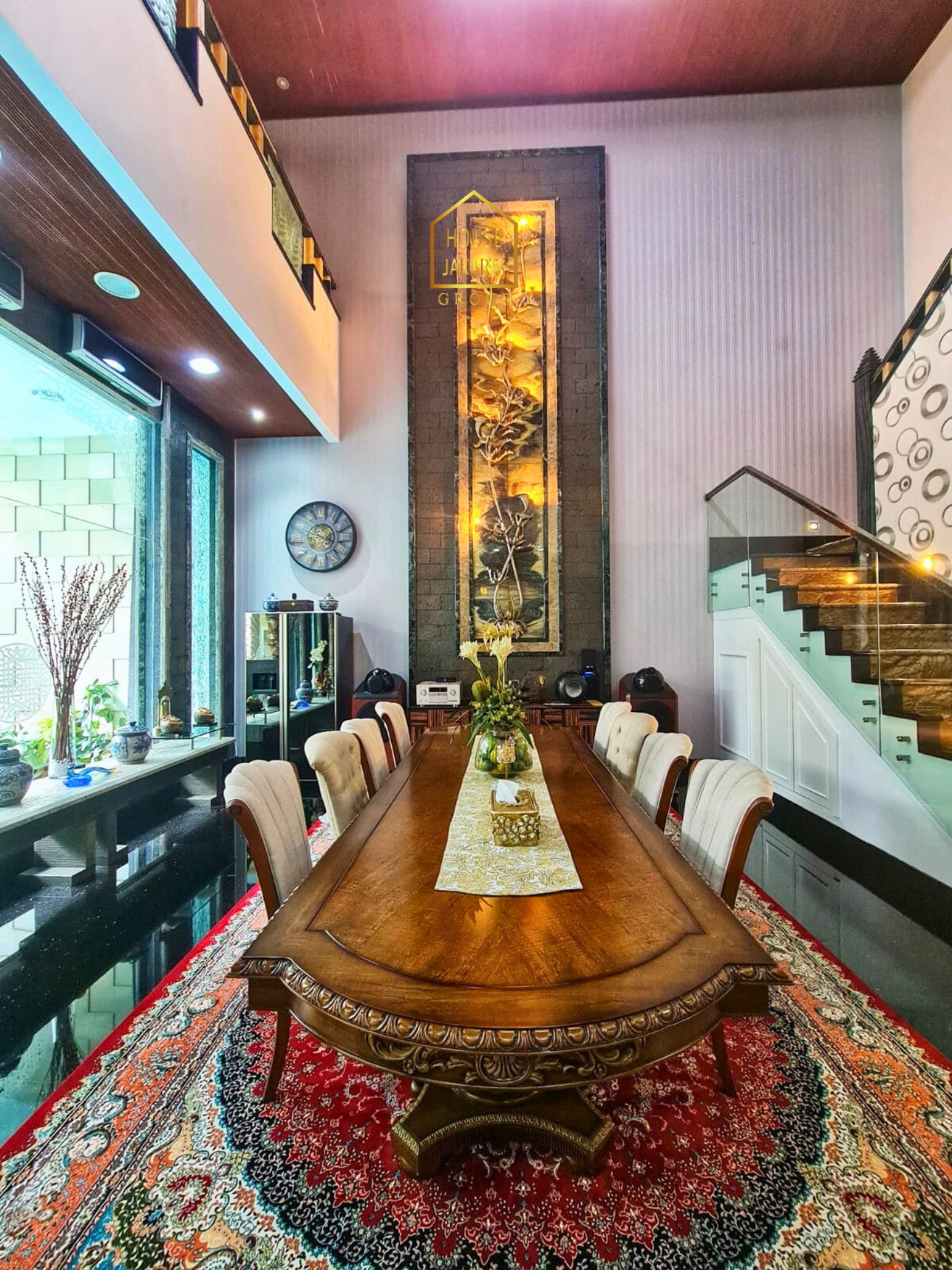 HS2011  FOR SALE: PONDOK INDAH. NEWLY RENOVATED HOUSE, TROPICAL  GARDEN, SWIMMING POOL, BASEMENT