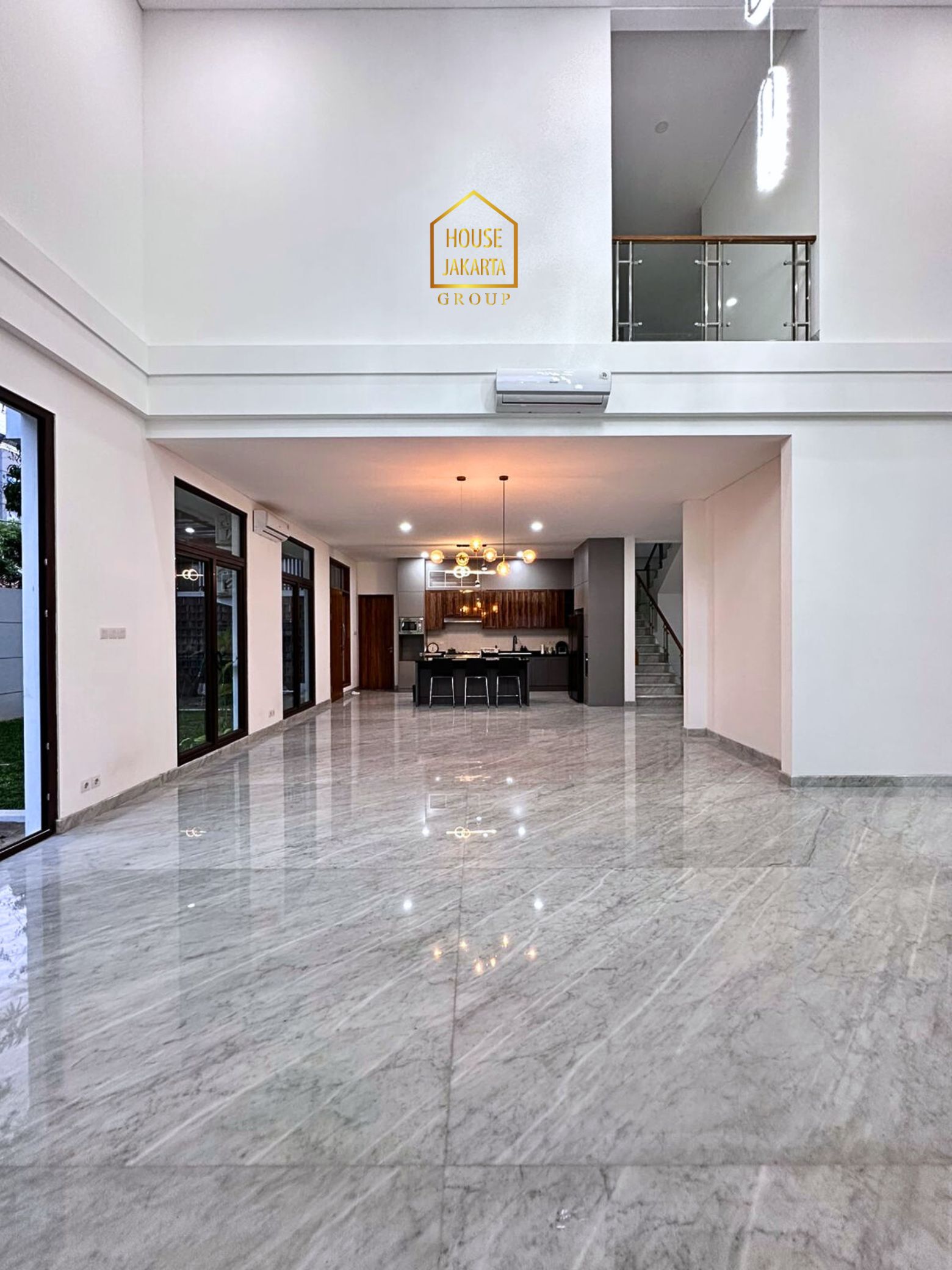 HS2013  FOR SALE: KEBAYORAN BARU. BRAND NEW HOUSE , PRIVATE LIFT,  SWIMMING POOL, AKSES JALAN LEBAR, POSISI HOEK