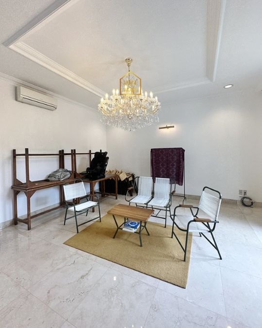 HS2015  FOR SALE: PEJATEN BARAT - JAKARTA SELATAN. RUMAH 2 LANTAI SIAP HUNI NUANSA VILLA TROPIS, DALAM COMPOUND, PRIVATE POOL, SPACIOUS BACKYARD, PARKIR 6 MOBIL