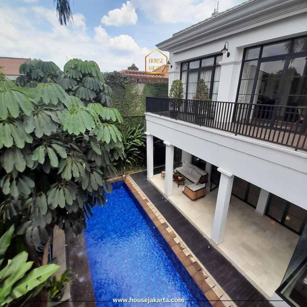 HS2048  FOR SALE: KEBAYORAN BARU. RUMAH CANTIK 2 LANTAI MODERN  CLASSIC, FURNISHED, POOL DAN TAMAN