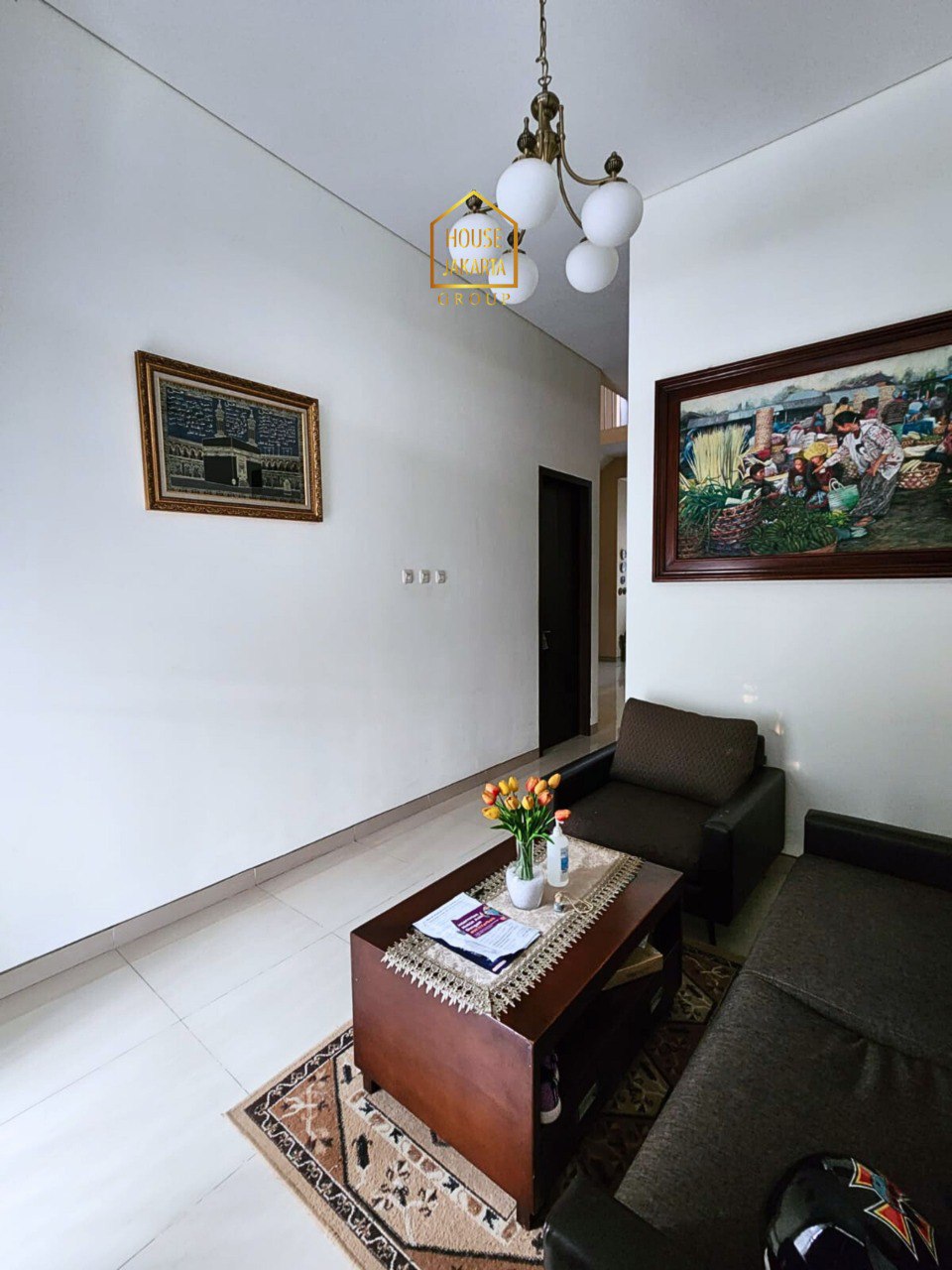 HS2103 FOR SALE: SUNTER - JAKARTA UTARA. Rumah 2 Lantai Siap Huni, Gated, Hadap Barat