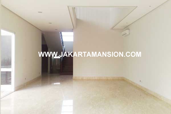 HR257 House Kebayoran Baru Senopati for Rent