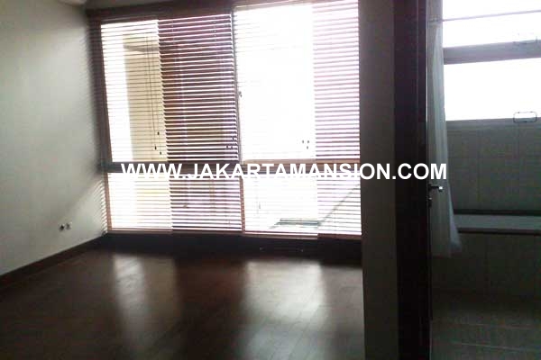 HR257 House Kebayoran Baru Senopati for Rent