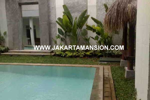 HR289 House in Senopati Kebayoran Baru Jakarta for Rent