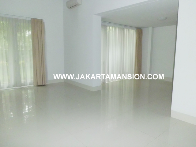 HR350 House For Rent at Senopati