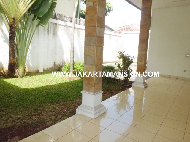 HS352 House for sale at kemang