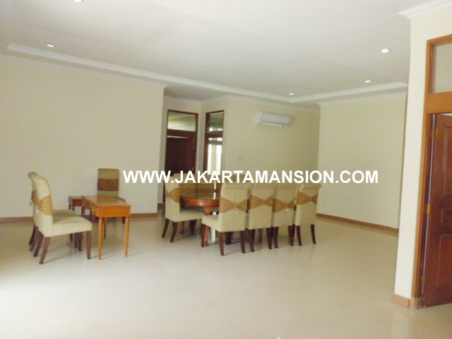HR354 House for rent at taman patra kuningan