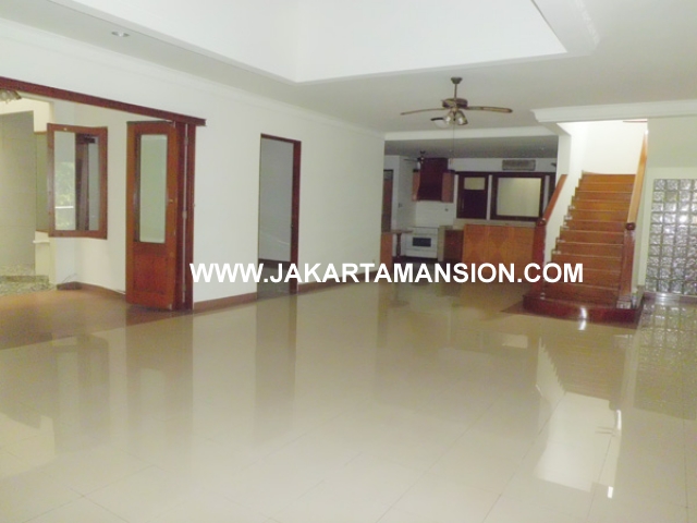 HR356 House for rent at Pondok Indah