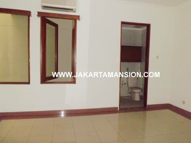 HR356 House for rent at Pondok Indah
